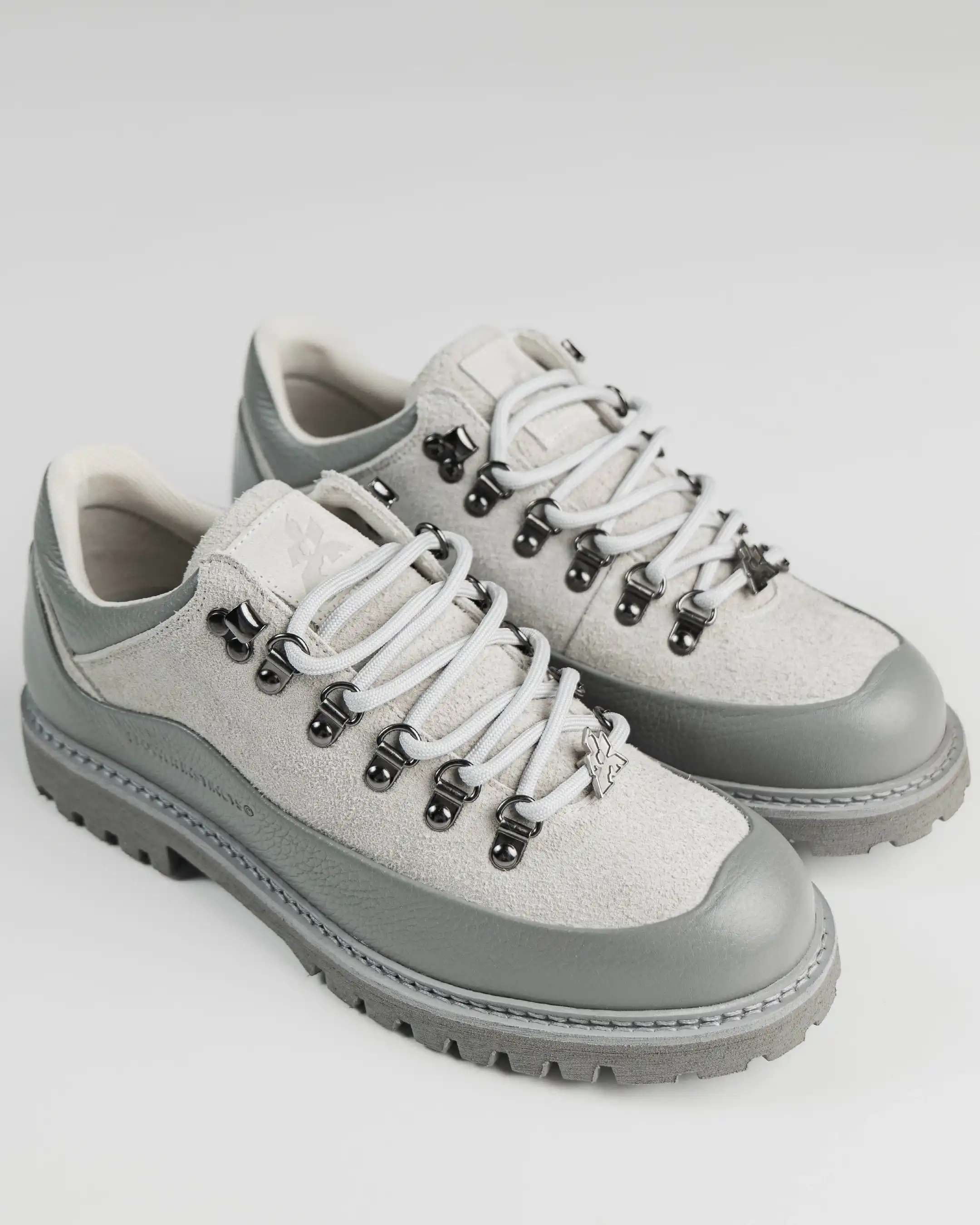 BOOTED GOAT HEALY GREY & WHITE - Image 7