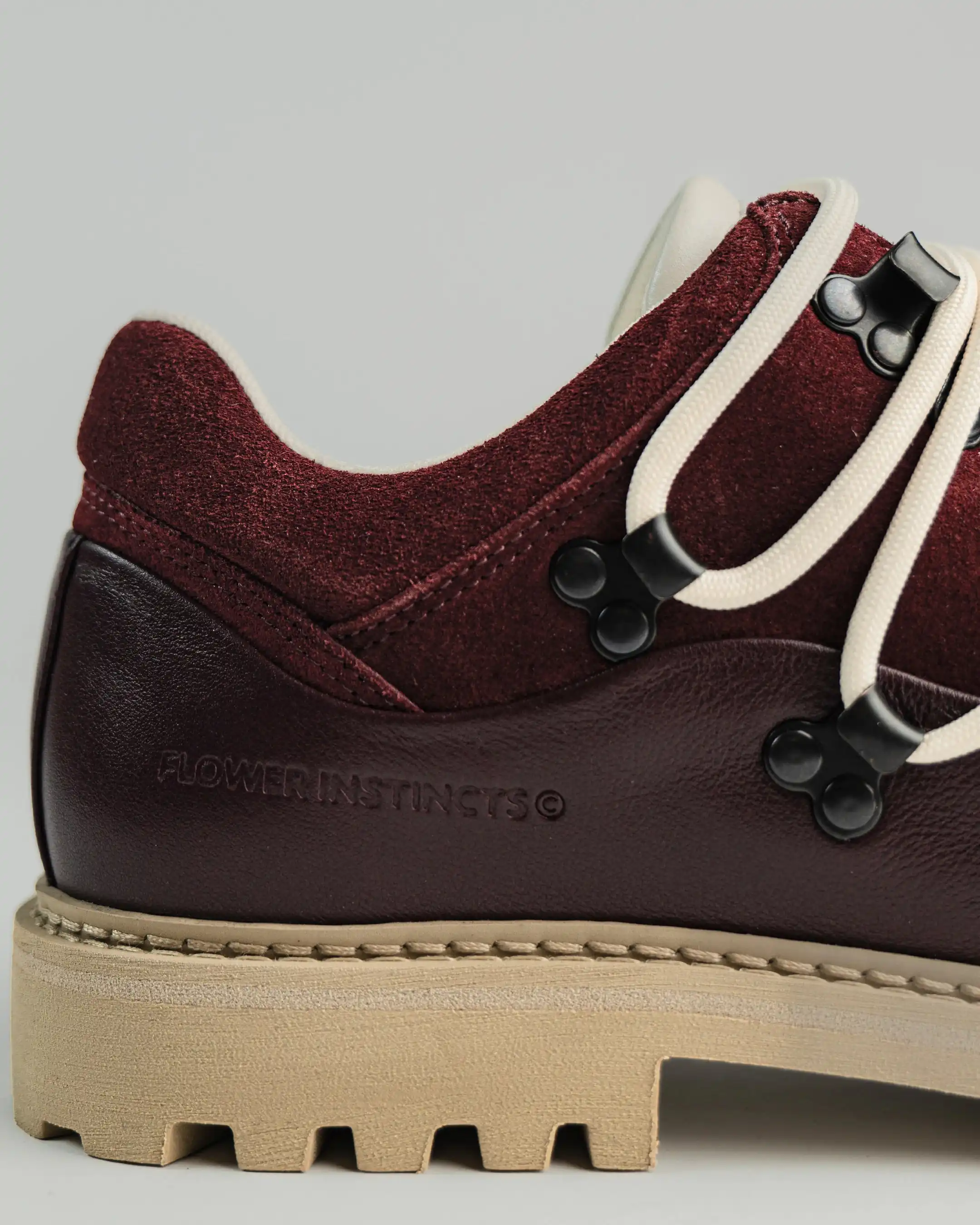 BOOTED GOAT RED CHERRY - Image 3