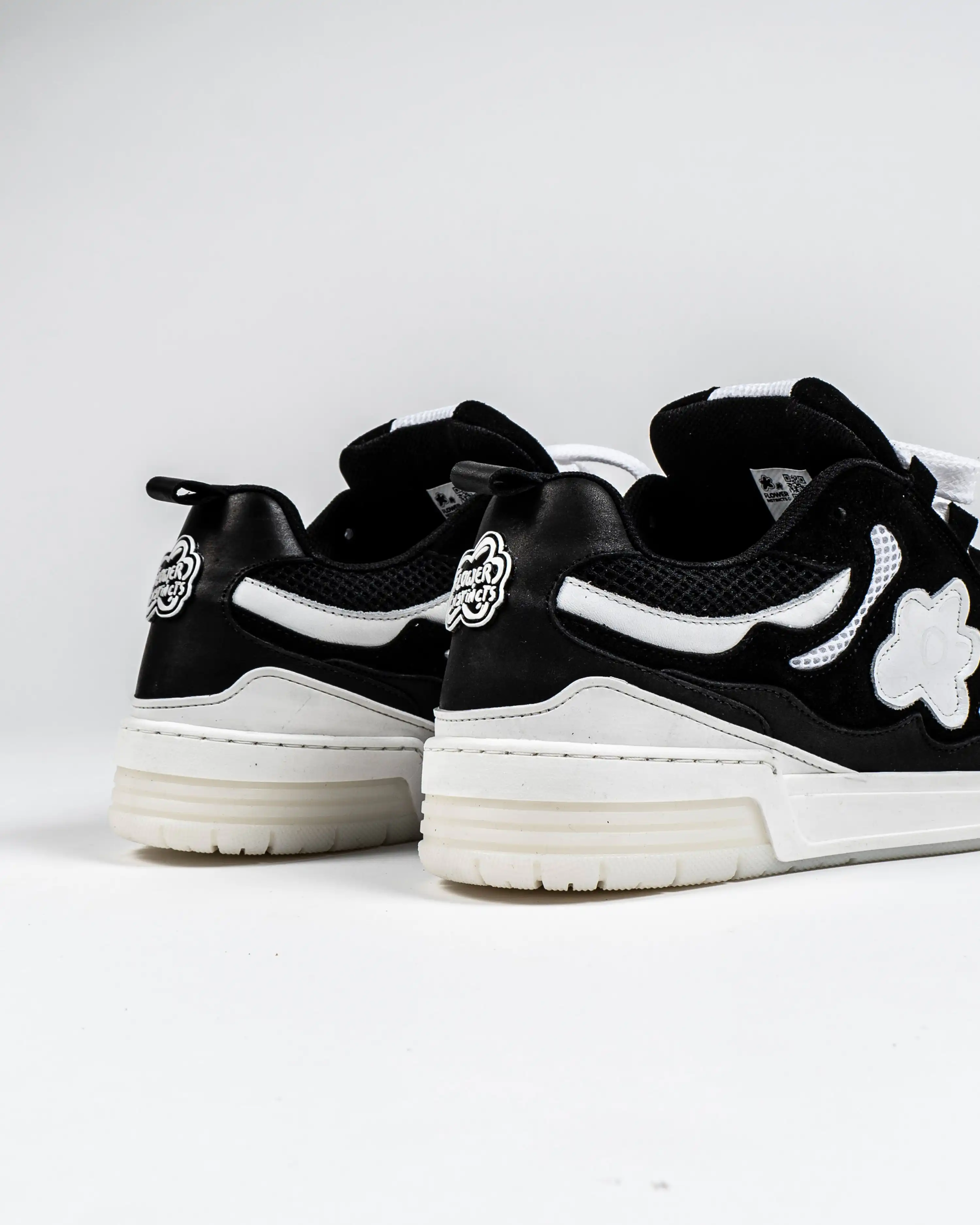 SNEAKERS SDT CONSUMERISM w/ LÉO KPODZRO - Image 6