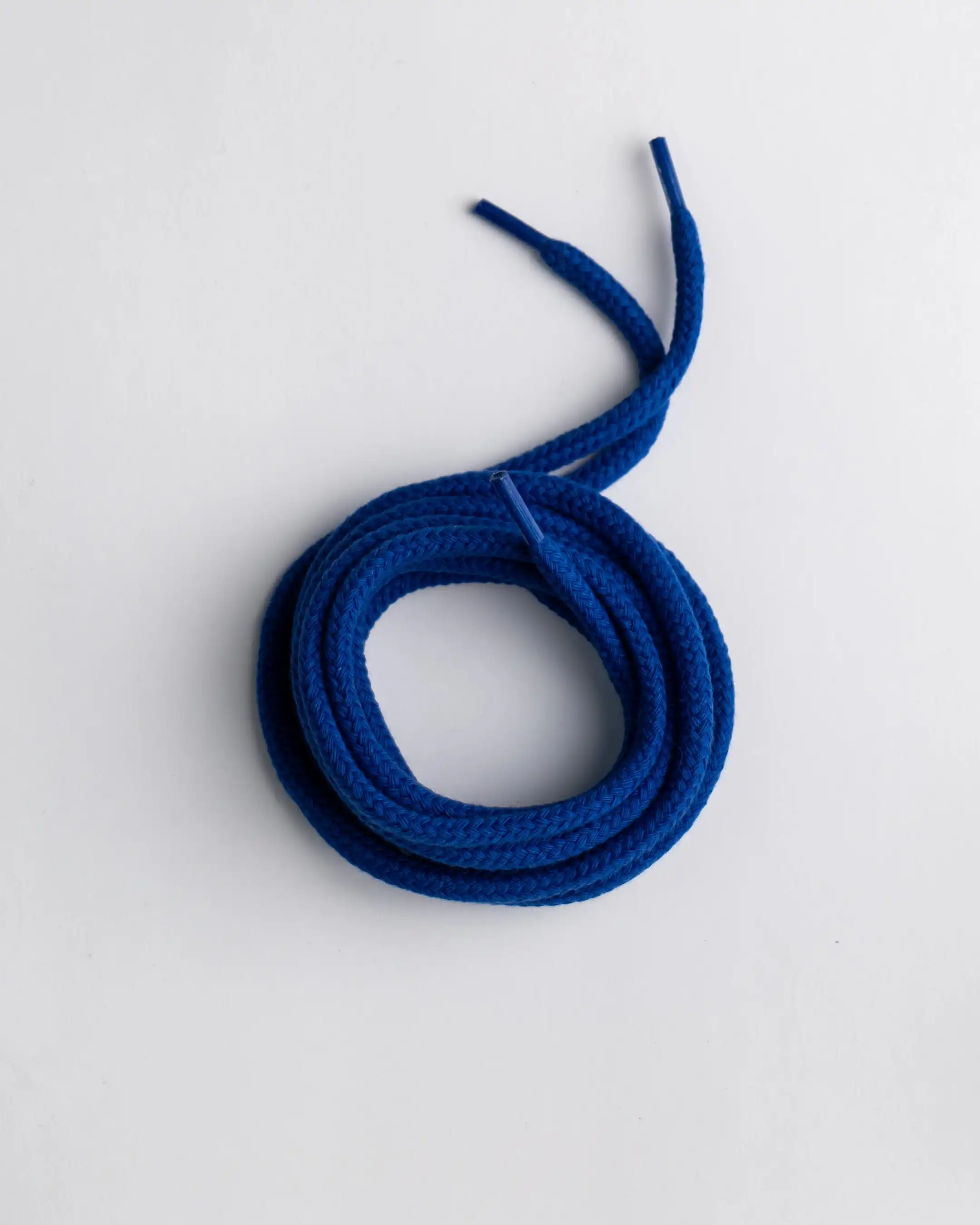 ROUND BRAIDED LACES ELECTRIC BLUE - 135CM - Image 3